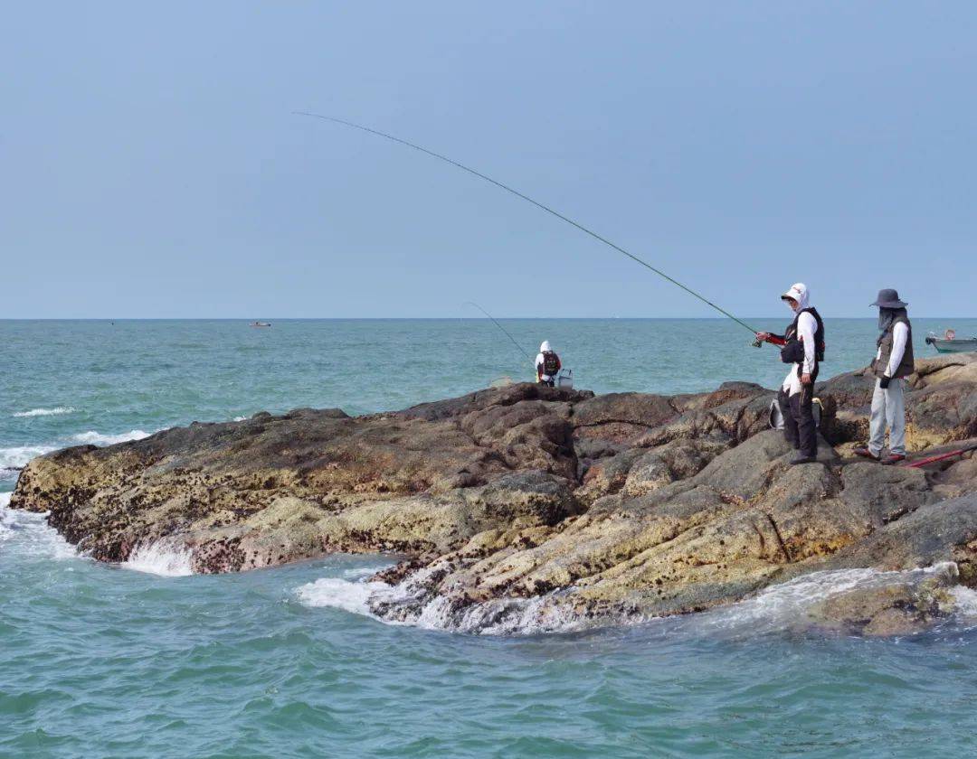滨州港海钓视频(滨州海港出海捕鱼)