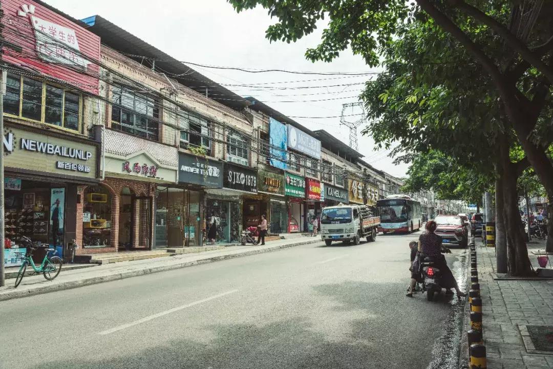 成都半边街渔具店(成都半边街渔具店在哪里)