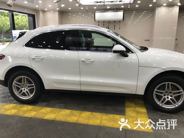 路亚电瓶车(路亚电车结图解)