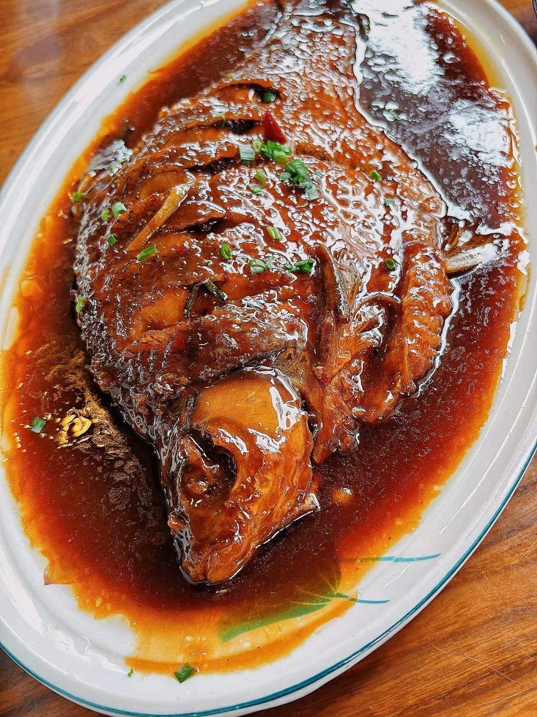 路亚大鳊鱼(路亚钓鳡鱼视频大全)