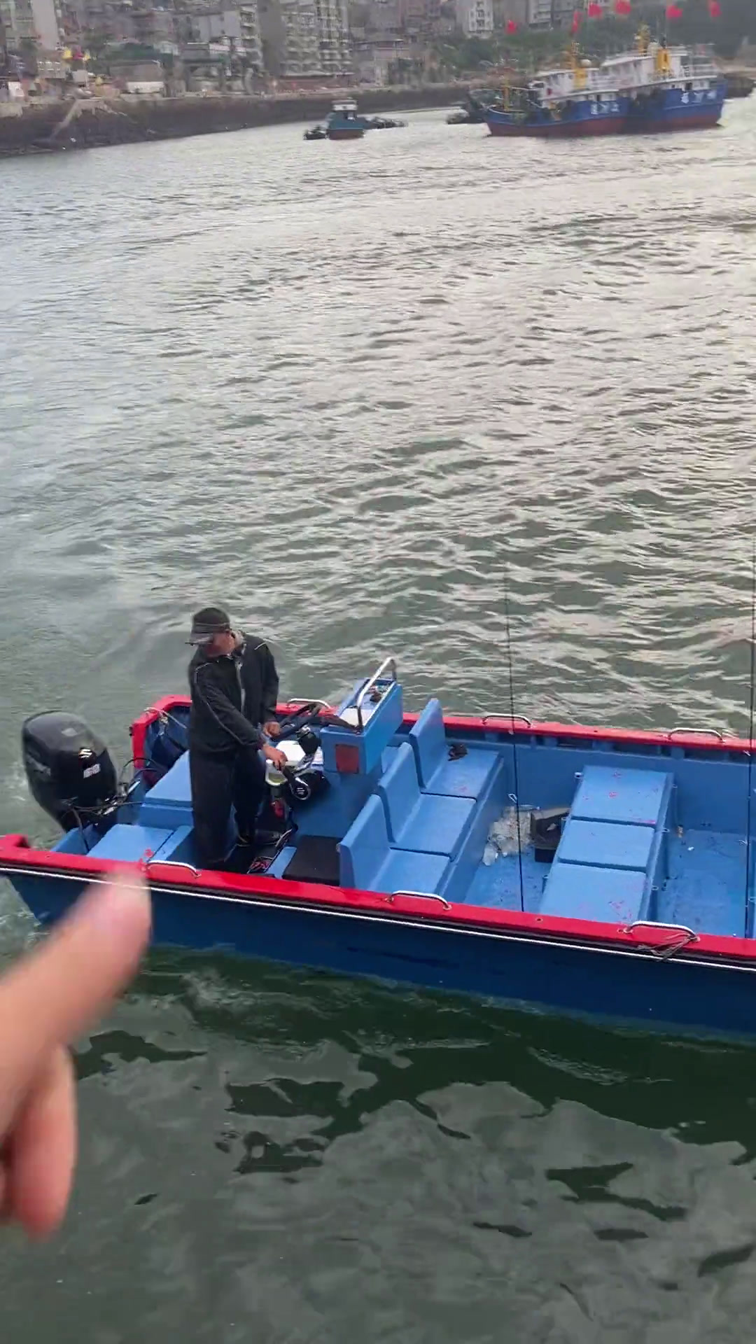 日照海钓鲈鱼绝招(日照市海钓一般多少费用一天)
