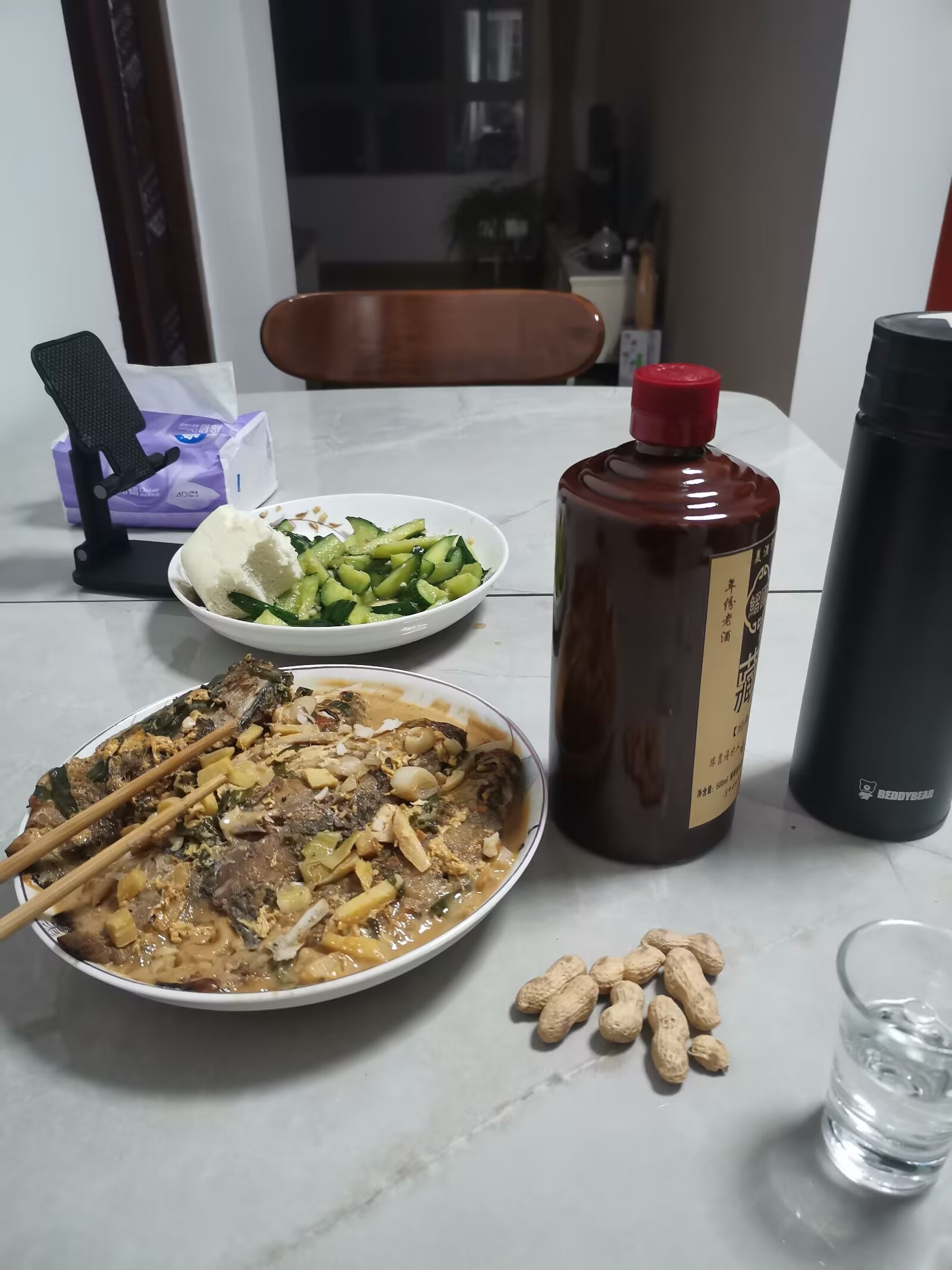 冬天饵料加白酒(冬天饵料加白酒最佳食用方法)