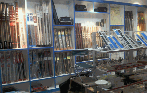 老鬼渔具店加盟连锁店(老鬼渔具专卖店加盟要多少钱)