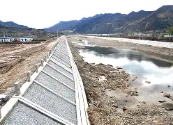 堤坝海钓用手杆(手杆海钓用什么鱼饵)
