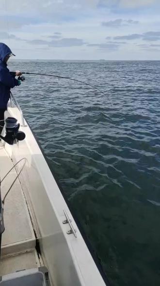 海钓船喷水式推进(大型船用喷水推进器)