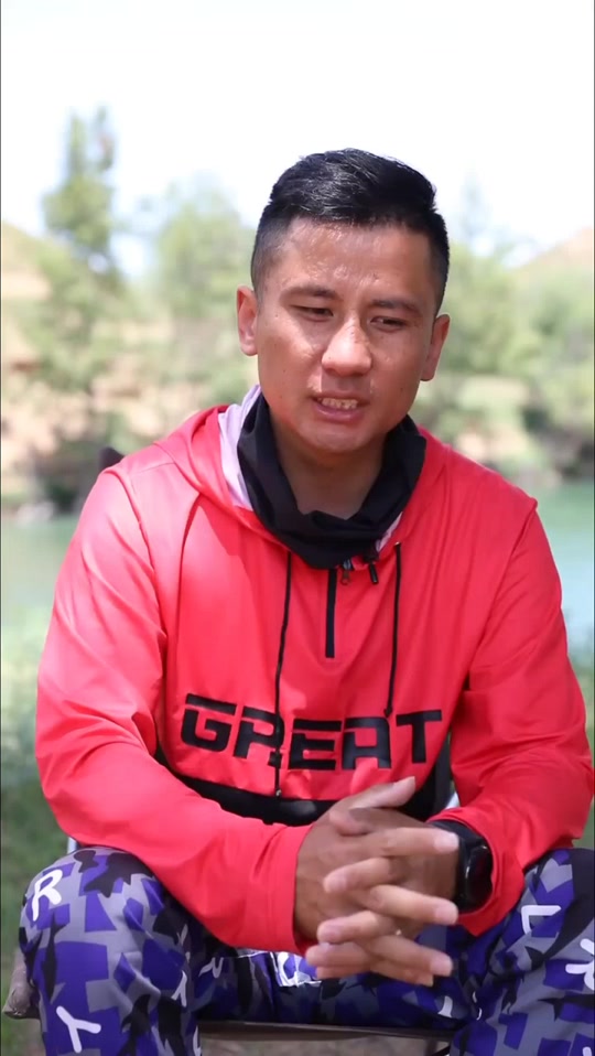 王稳拉饵技巧视频(拉筋视频十二式)
