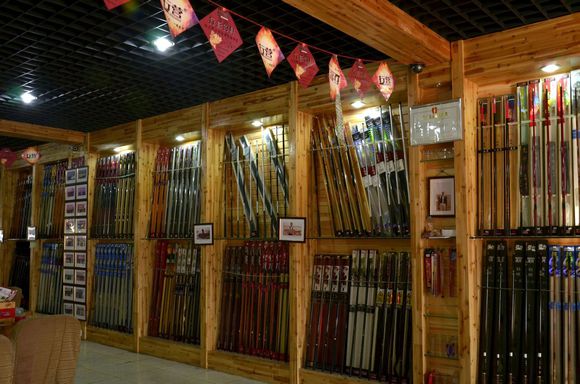 青龙湖附近渔具店(青龙湖附近新房楼盘)