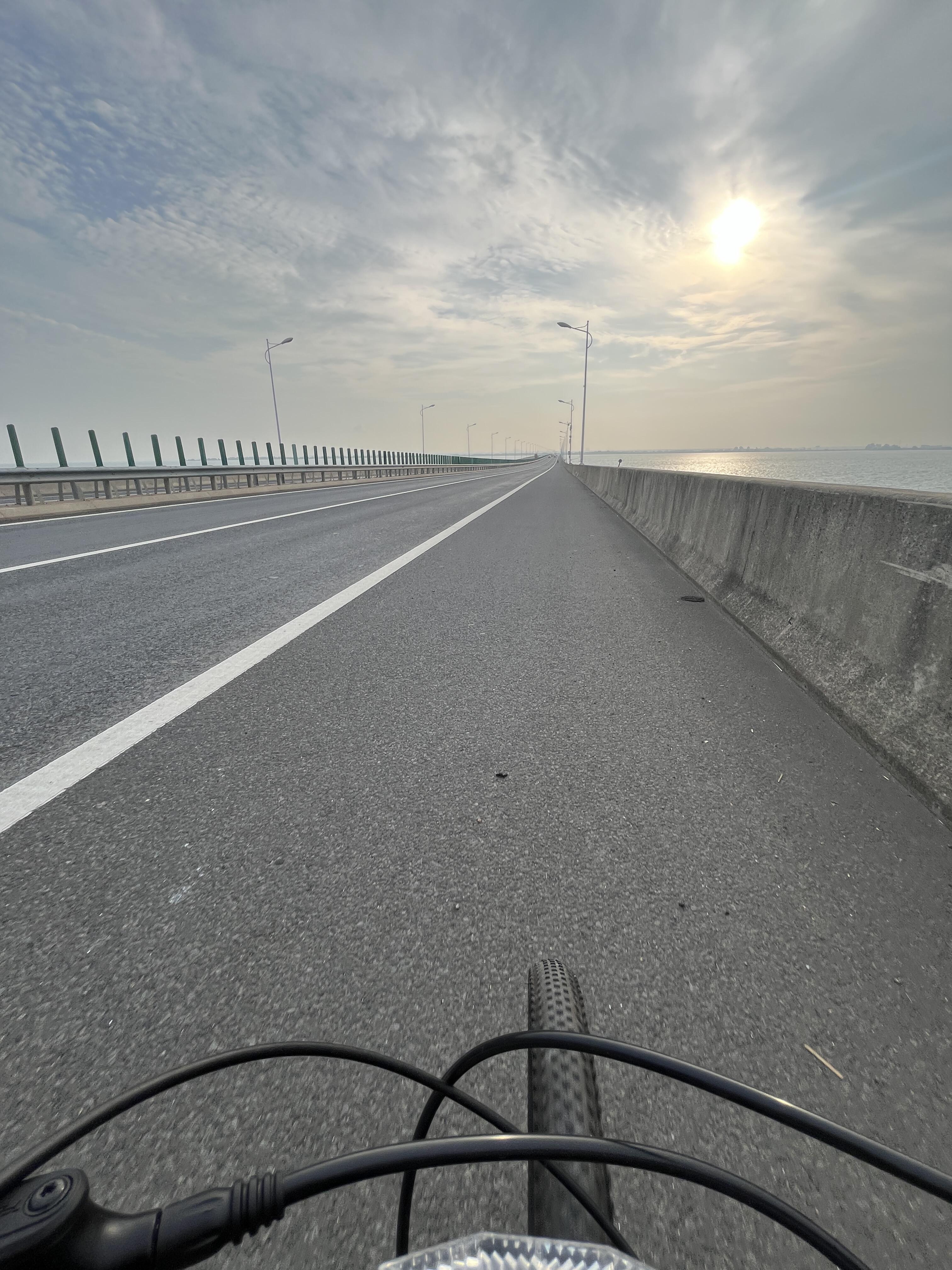 邵伯湖路亚(邵伯是什么意思)