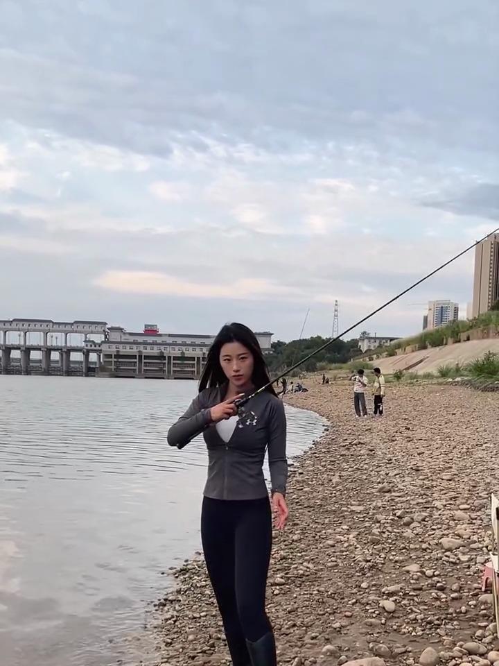 阿里路亚钓鱼(路亚钓到底多可怕)