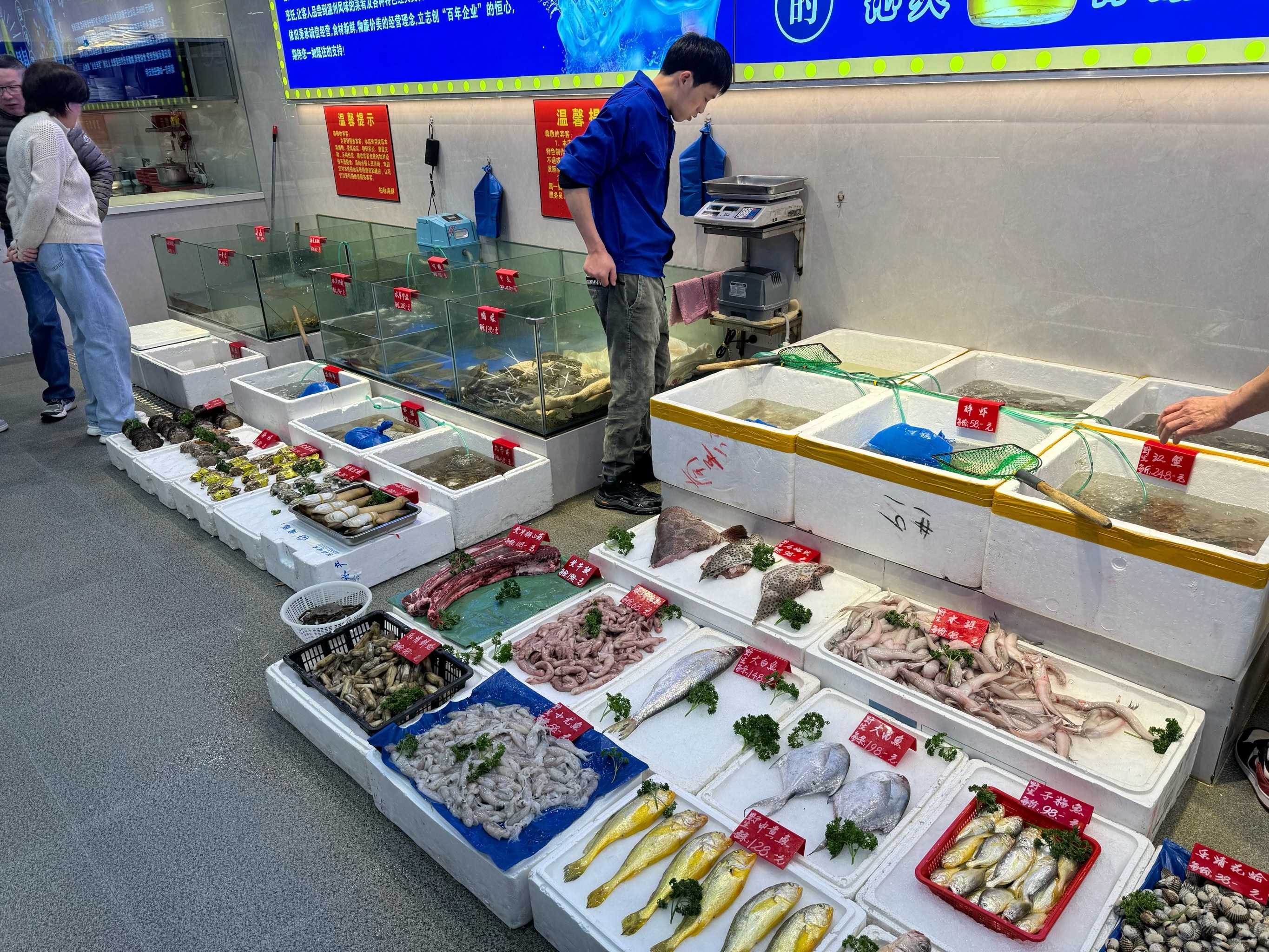 青岛渔具大市场(青岛最大的渔具店是哪一家?)