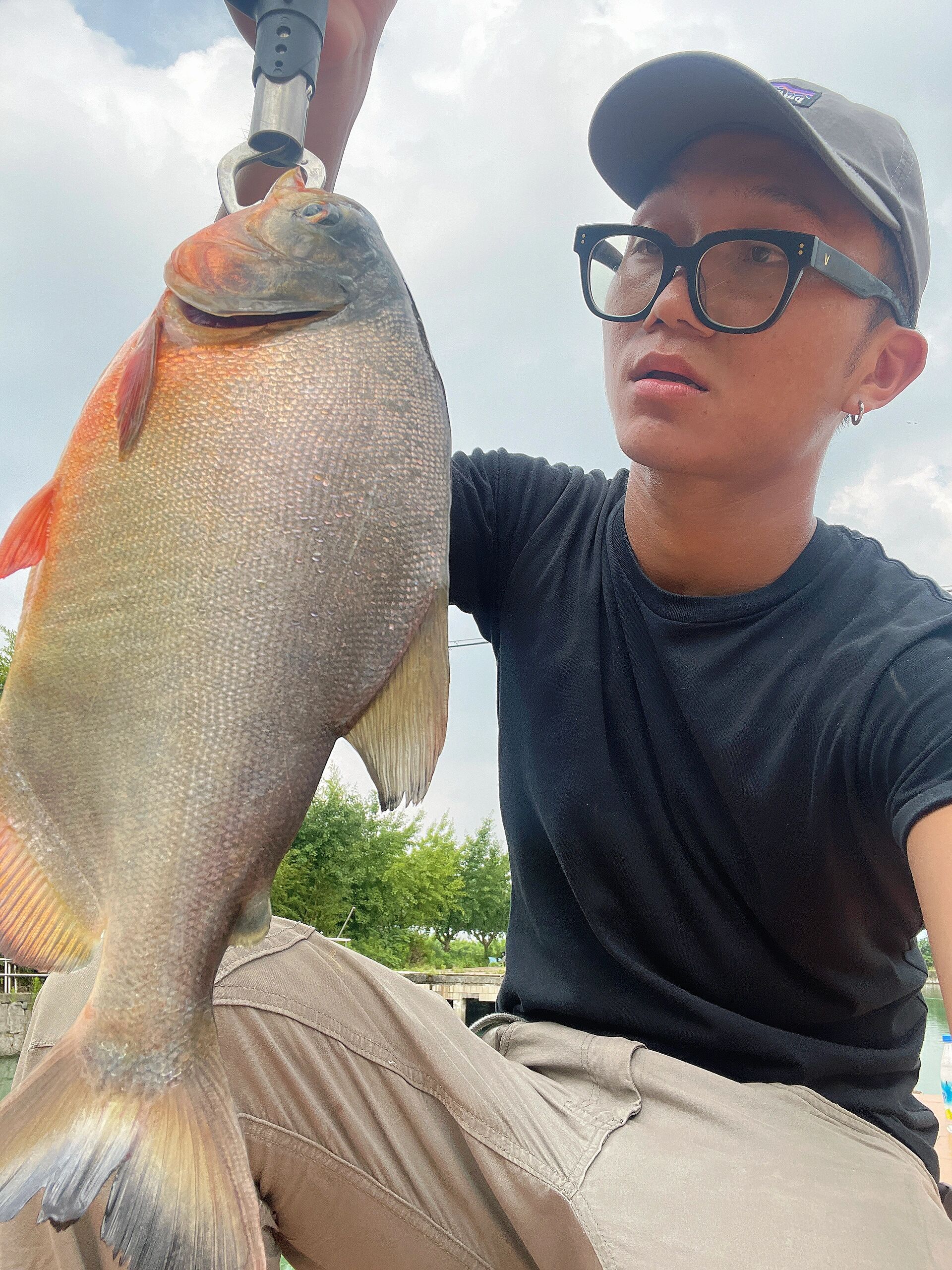 路亚上鱼是什么感觉(路亚上鱼后正确的收线方式)