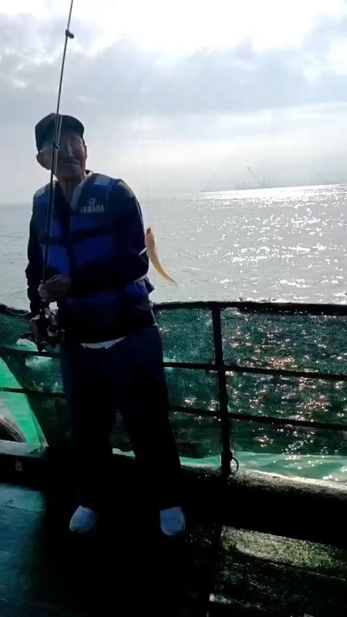 国外筏钓海钓视频(筏钓海鱼技巧)