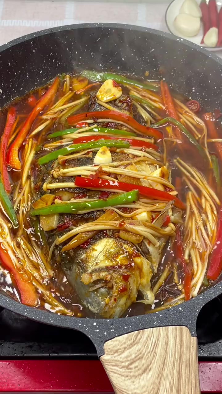 米饭鲫鱼技巧(米饭钓鲫鱼怎么样)