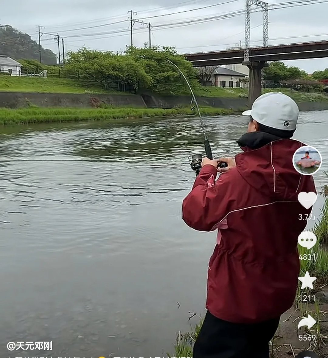 水中海钓(海中钓鱼)