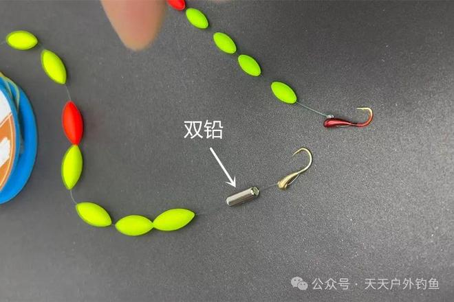 七星漂蚯蚓钓鱼技巧(七星漂钓蚯蚓还是饵料)