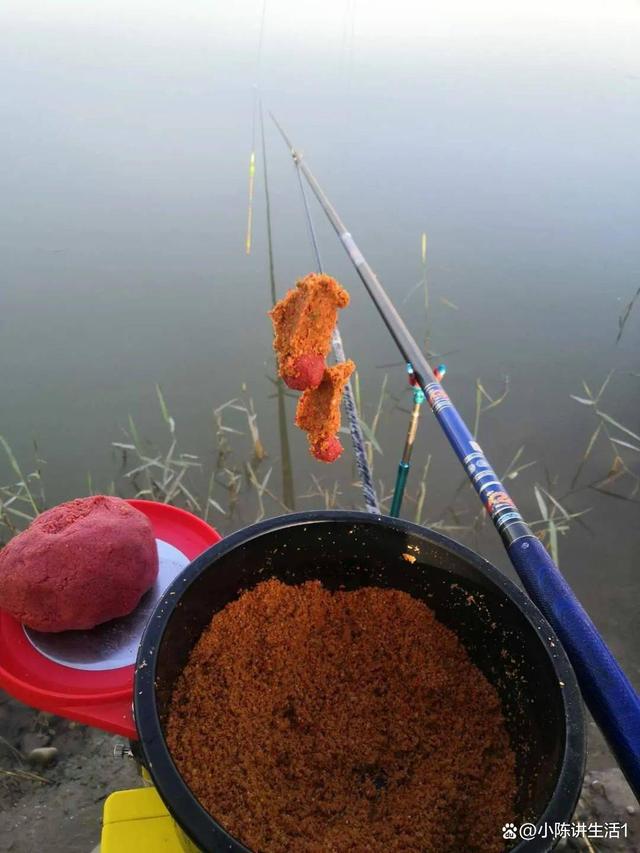 拉饵野钓技巧视频(拉饵钓法视频)
