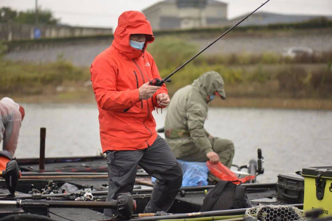 米切尔渔具公司(米切尔飘简介)