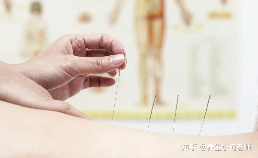 弯腰过竿技巧(弯腰过竿技巧口诀)