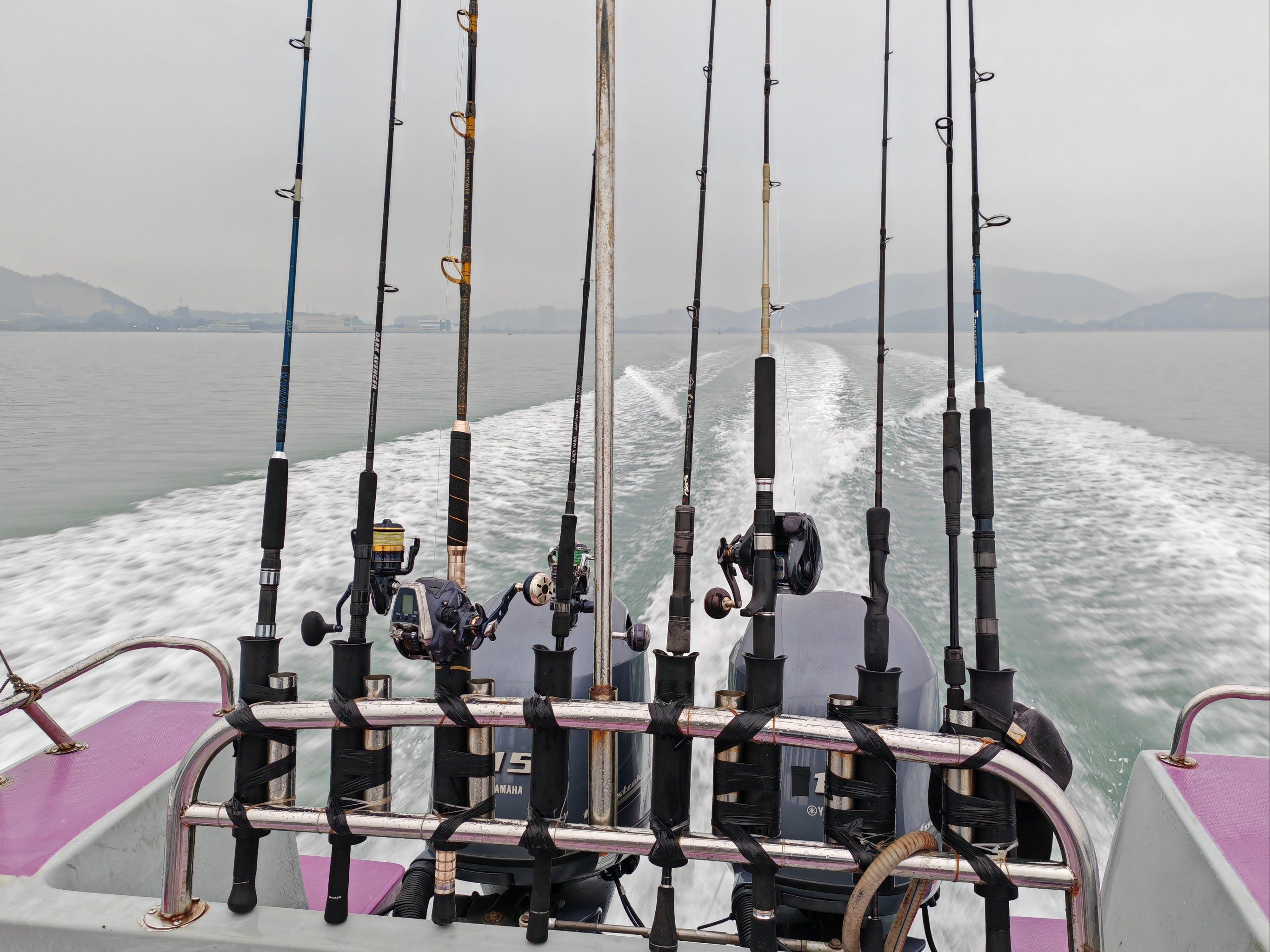 汕头出海钓鱼活(汕头海边钓鱼)