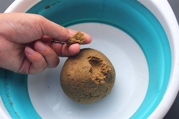 豆饼鲫鱼饵料(豆饼钓鲫鱼) 豆饼鲫鱼饵料(豆饼钓鲫鱼)