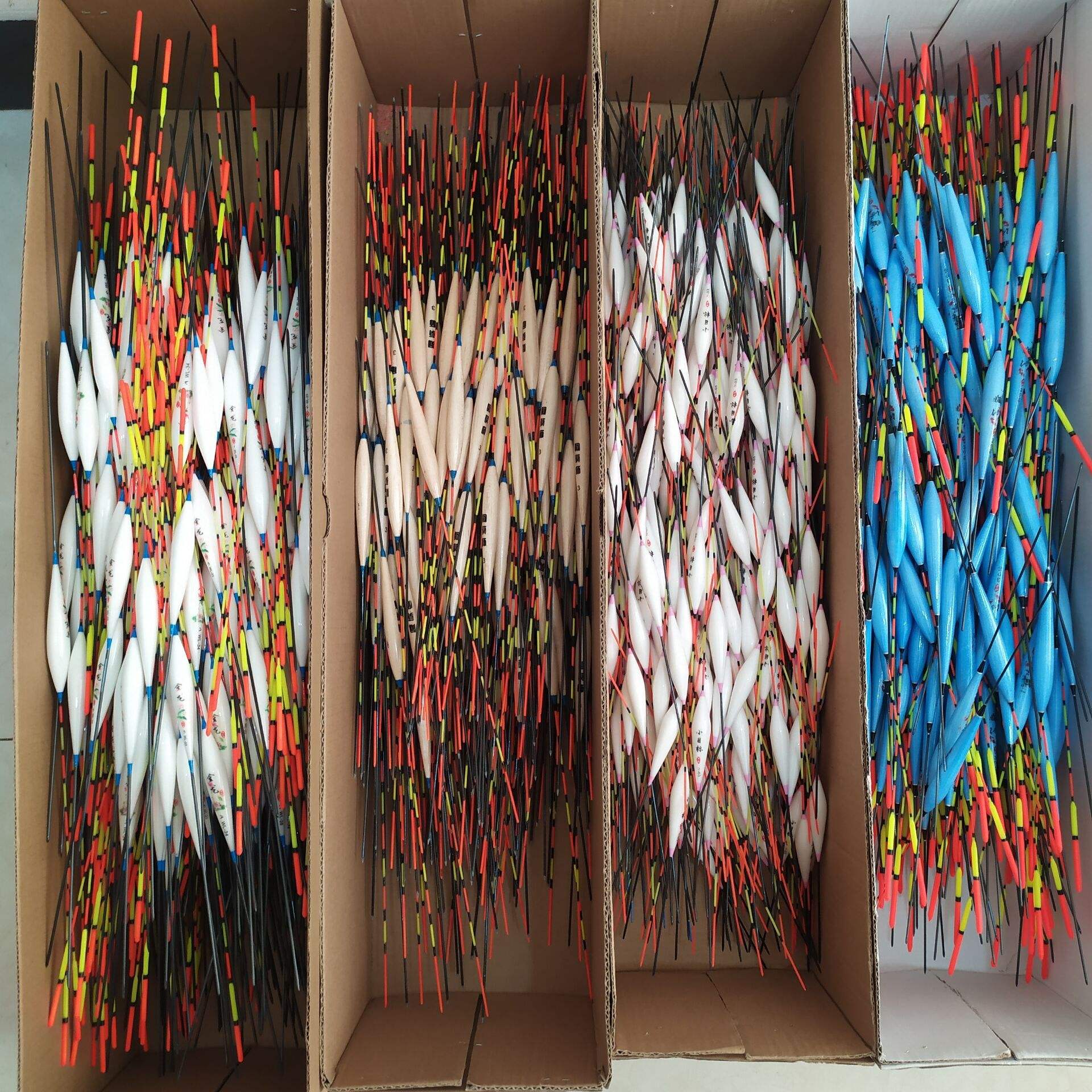 临湘驰名渔具浮漂厂(湖南临湘浮漂厂家排名)