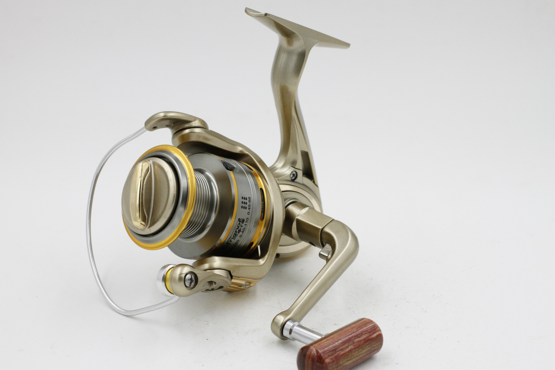 烟台渔具批发市场在哪(最近的渔具批发市场)