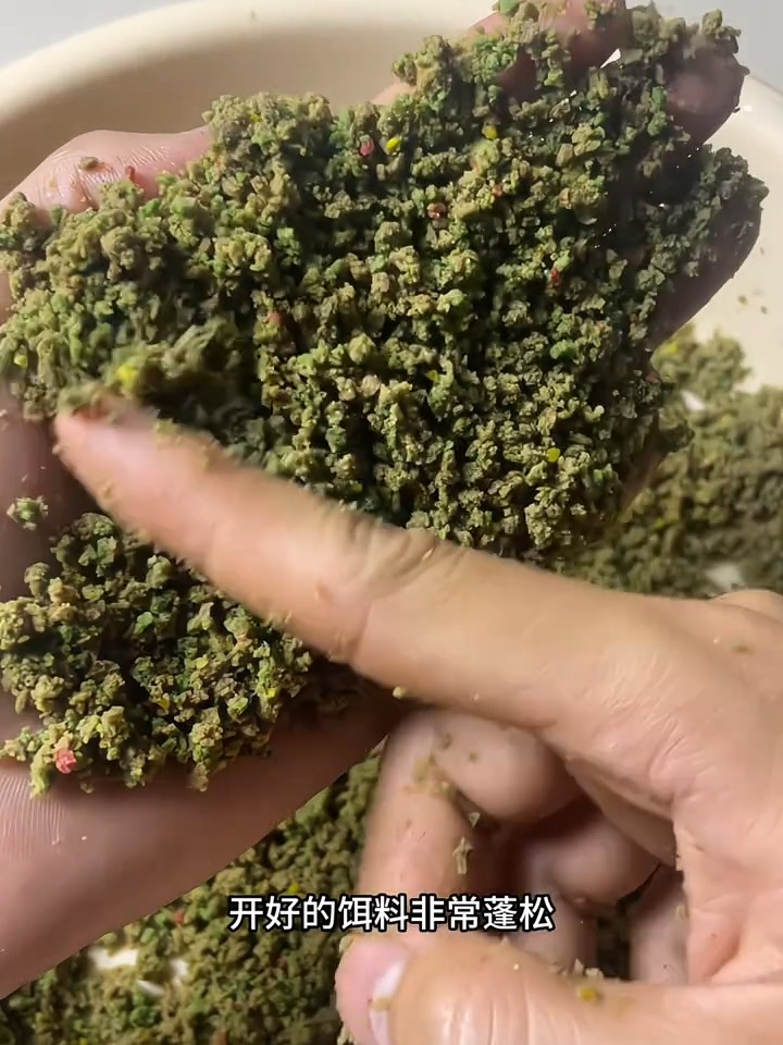 饵料不蓬松(饵料不蓬松怎么回事)