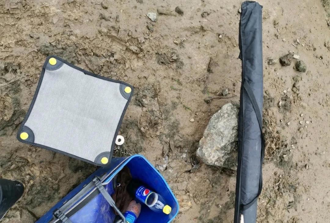 渔具好乱怎么办(渔具放哪里) 渔具好乱怎么办(渔具放哪里)