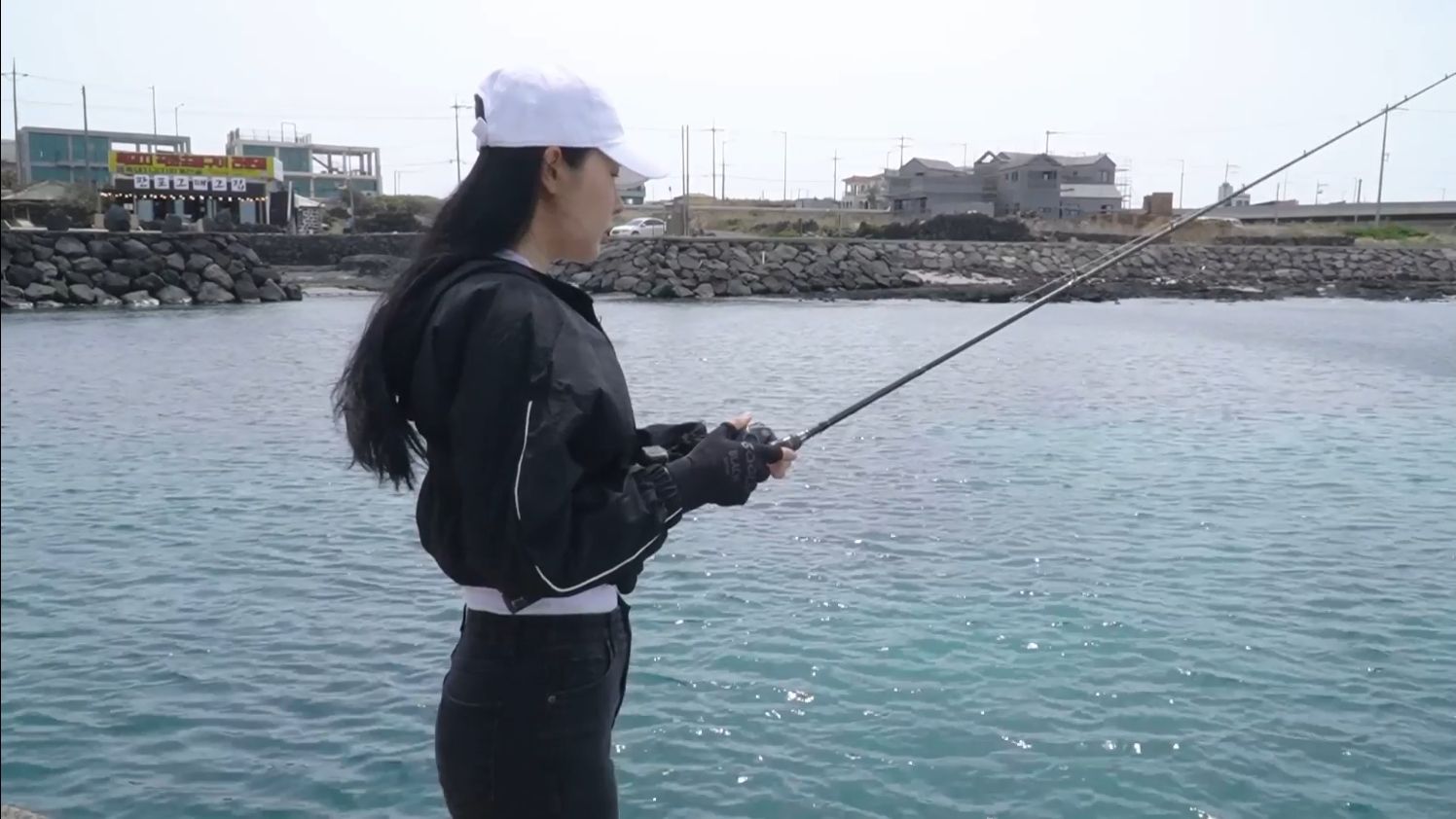 海钓美女图片(海钓图片合集) 海钓美女图片(海钓图片合集)