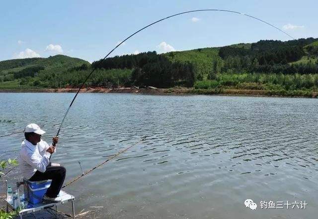 手杆提杆技巧(手竿抬杆手法) 手杆提杆技巧(手竿抬杆手法)