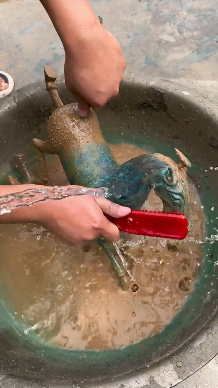 制作原始渔具(渔具制作过程) 制作原始渔具(渔具制作过程)