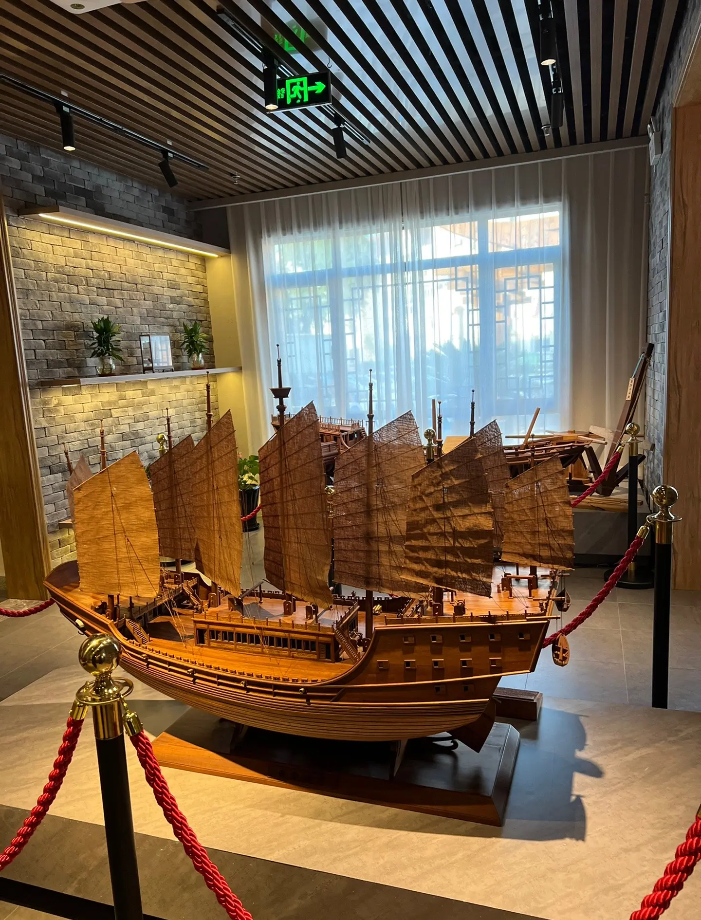 制作原始渔具(渔具制作过程) 制作原始渔具(渔具制作过程)