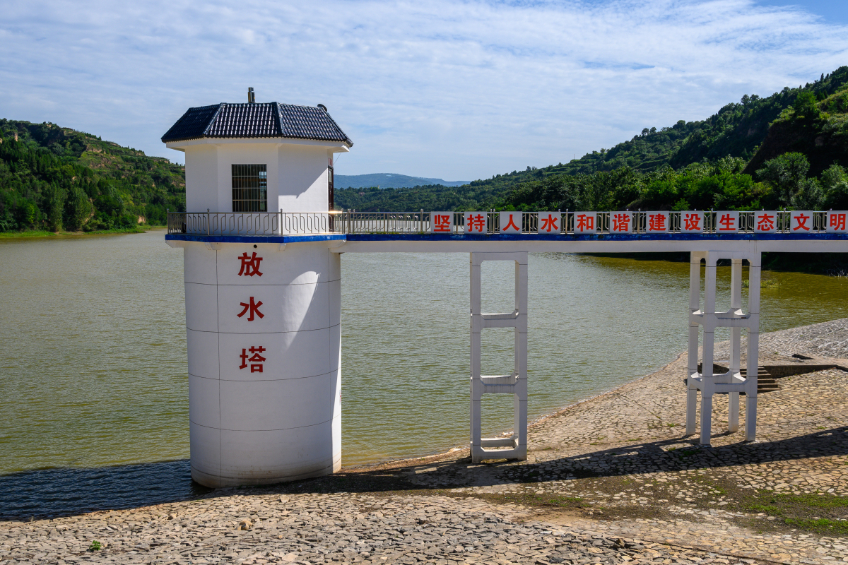 路亚水闸口(路亚出水口) 路亚水闸口(路亚出水口)