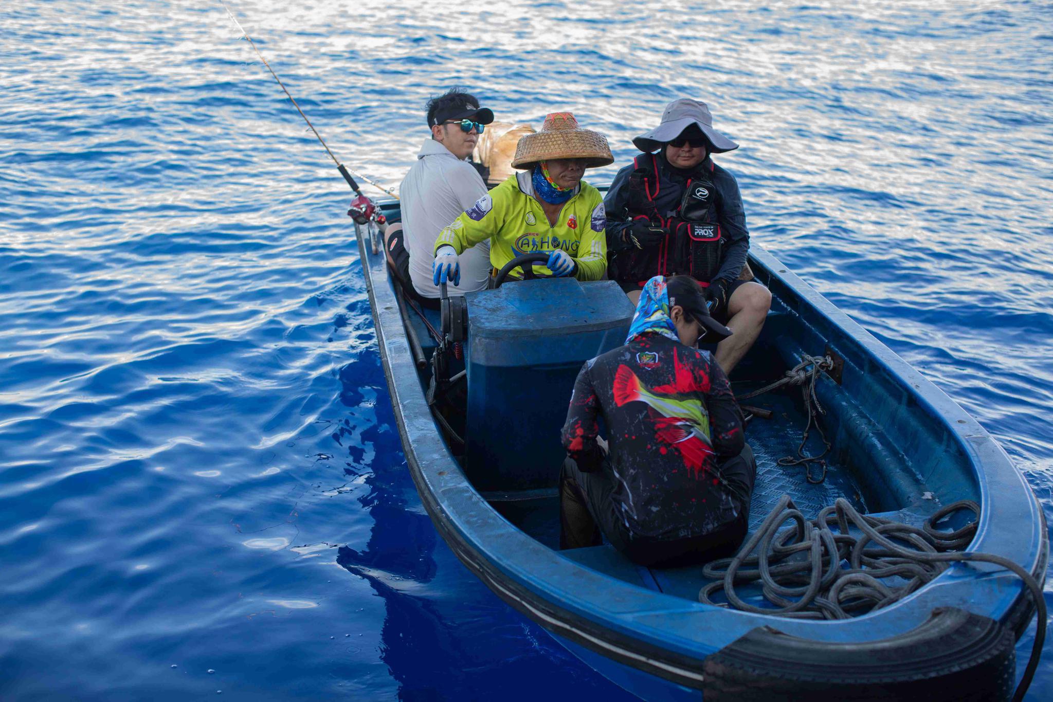 包头南海钓鱼(包头南海湿地公园沙滩) 包头南海钓鱼(包头南海湿地公园沙滩)