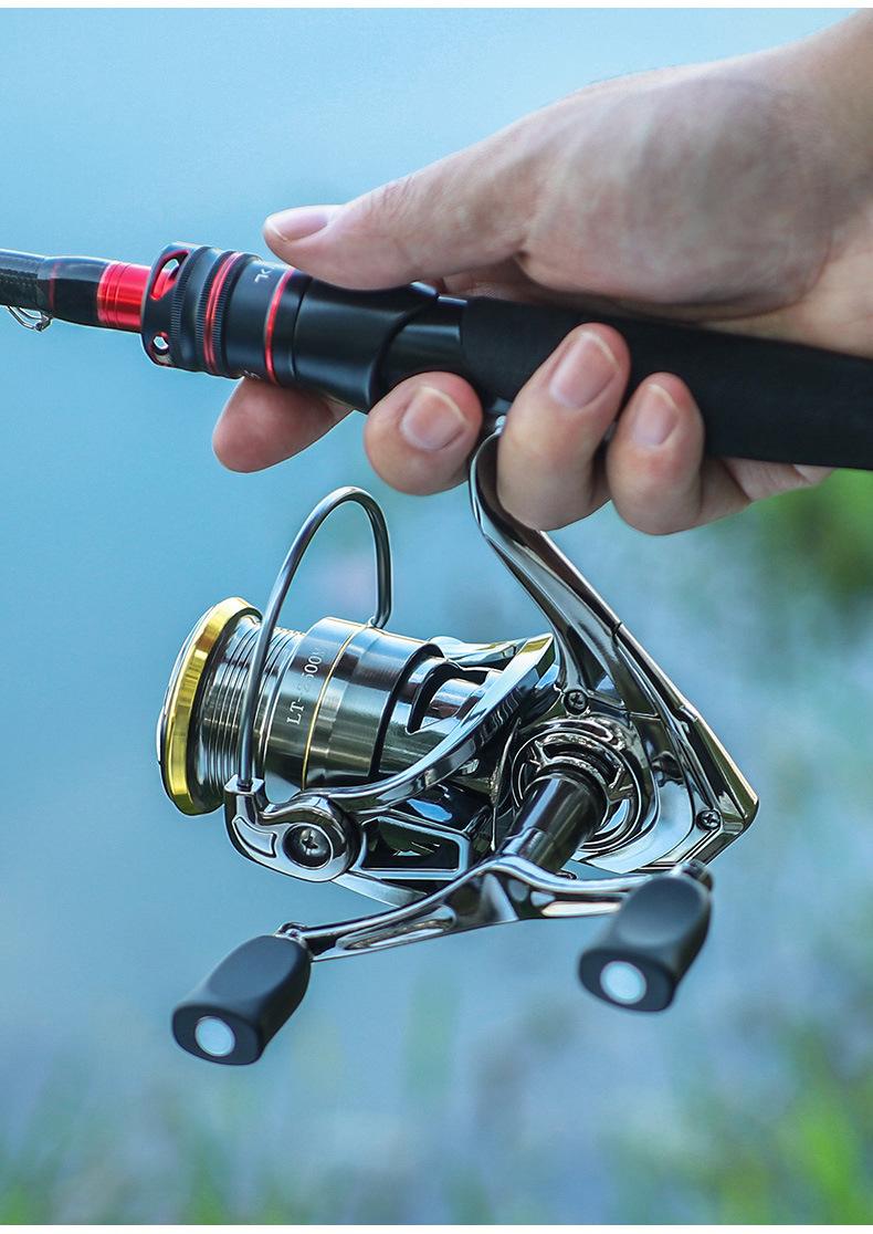 路亚杆手轮(路亚一般哪只手摇轮) 路亚杆手轮(路亚一般哪只手摇轮)