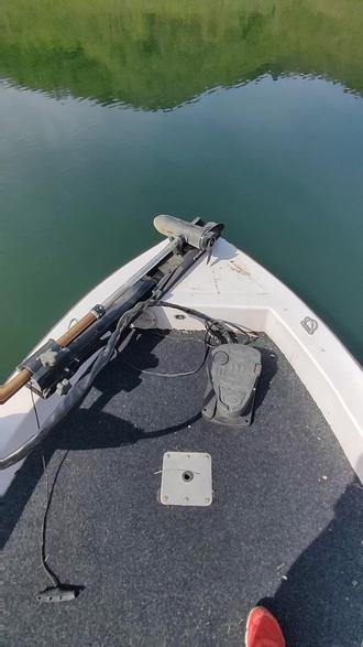 艇钓路亚(路亚钓鱼艇) 艇钓路亚(路亚钓鱼艇)