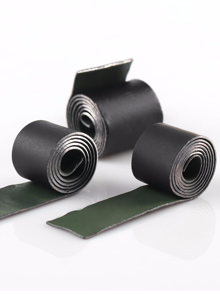 渔具店卖铅皮吗(渔具店里的鱼竿好不好)