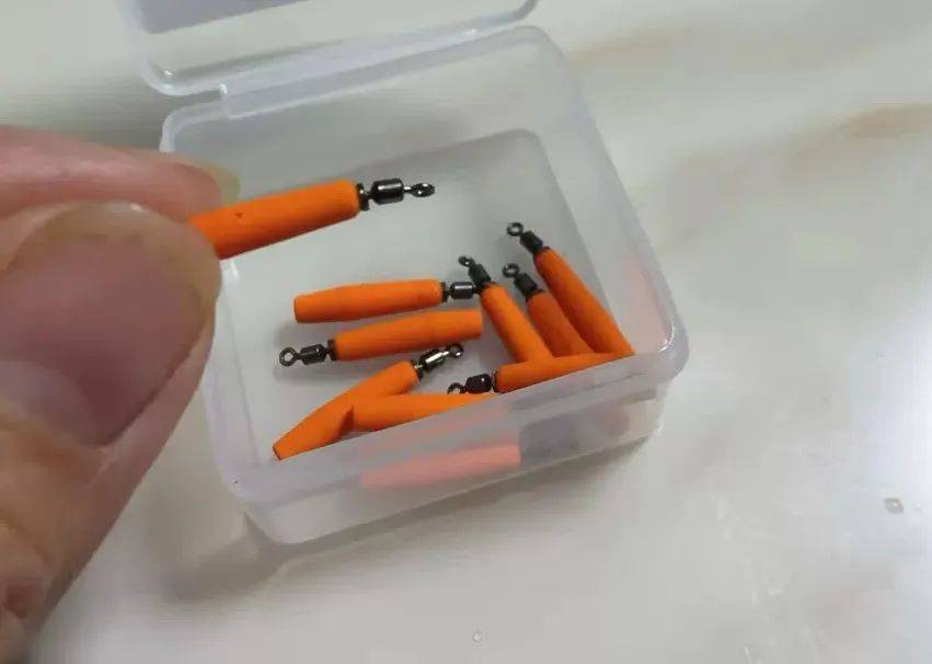 长竿怎么抛饵料(钓鱼长杆抛竿技巧) 长竿怎么抛饵料(钓鱼长杆抛竿技巧)