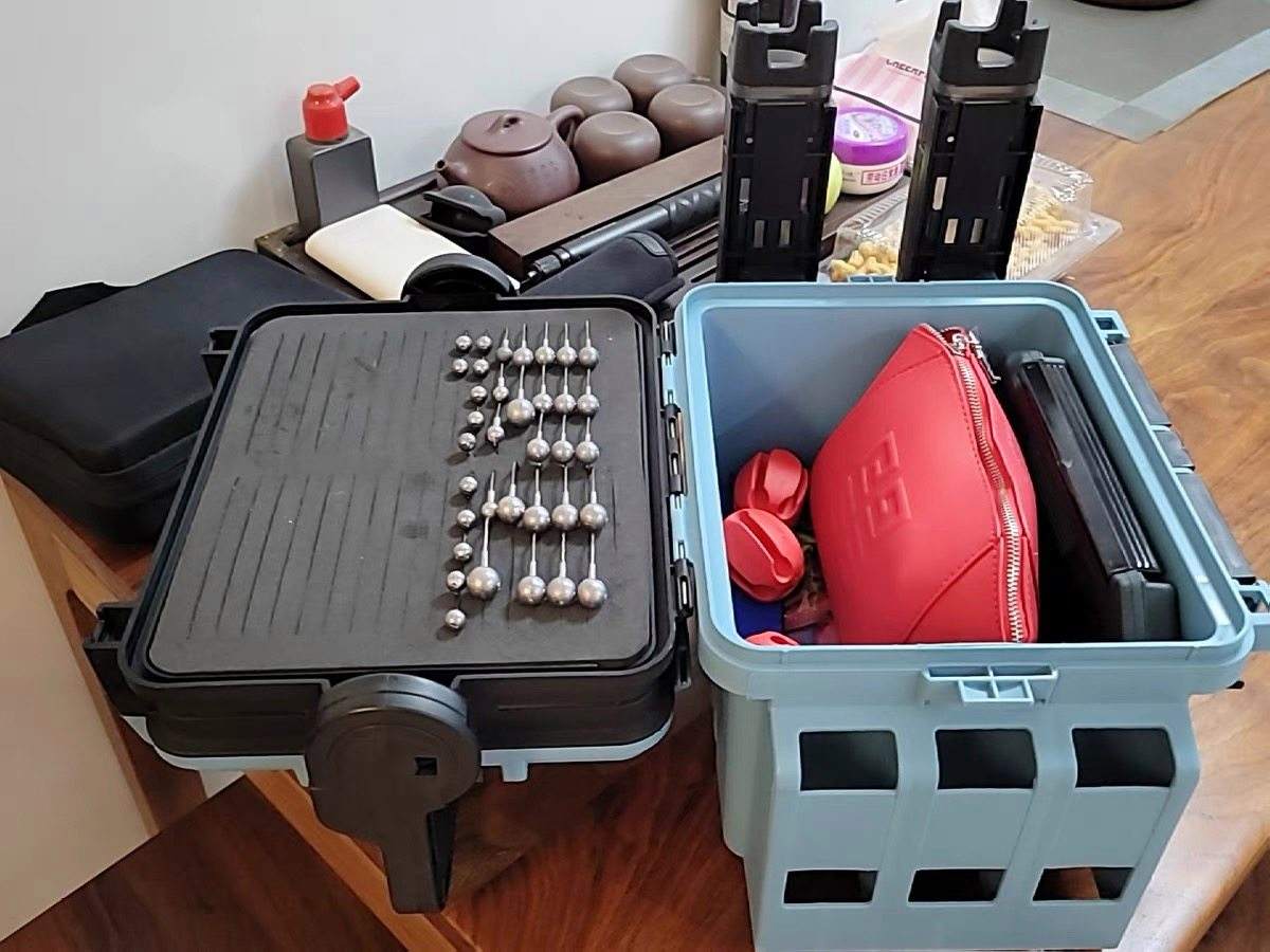 海钓钓鱼箱(海钓装鱼的箱子) 海钓钓鱼箱(海钓装鱼的箱子)