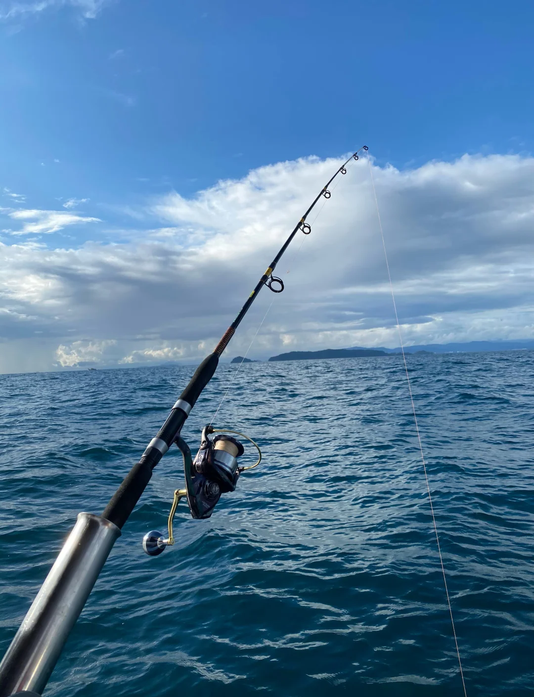 冬天海钓好钓吗(冬天海钓是钓底还是钓浮) 冬天海钓好钓吗(冬天海钓是钓底还是钓浮)