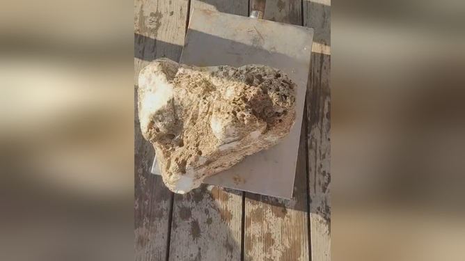 莱州火石头海钓(能生火的石头)