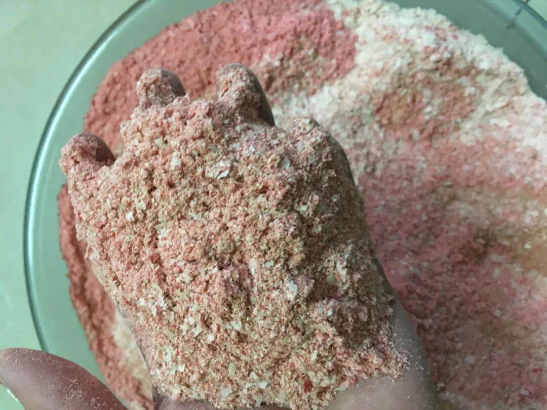 自制钓自鲫鱼饵料(自制钓鲫鱼饵料配方建议收藏)