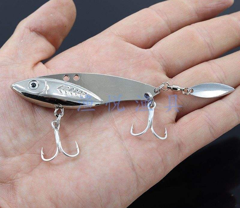 路亚海鲈亮片(路亚海鲈装备)