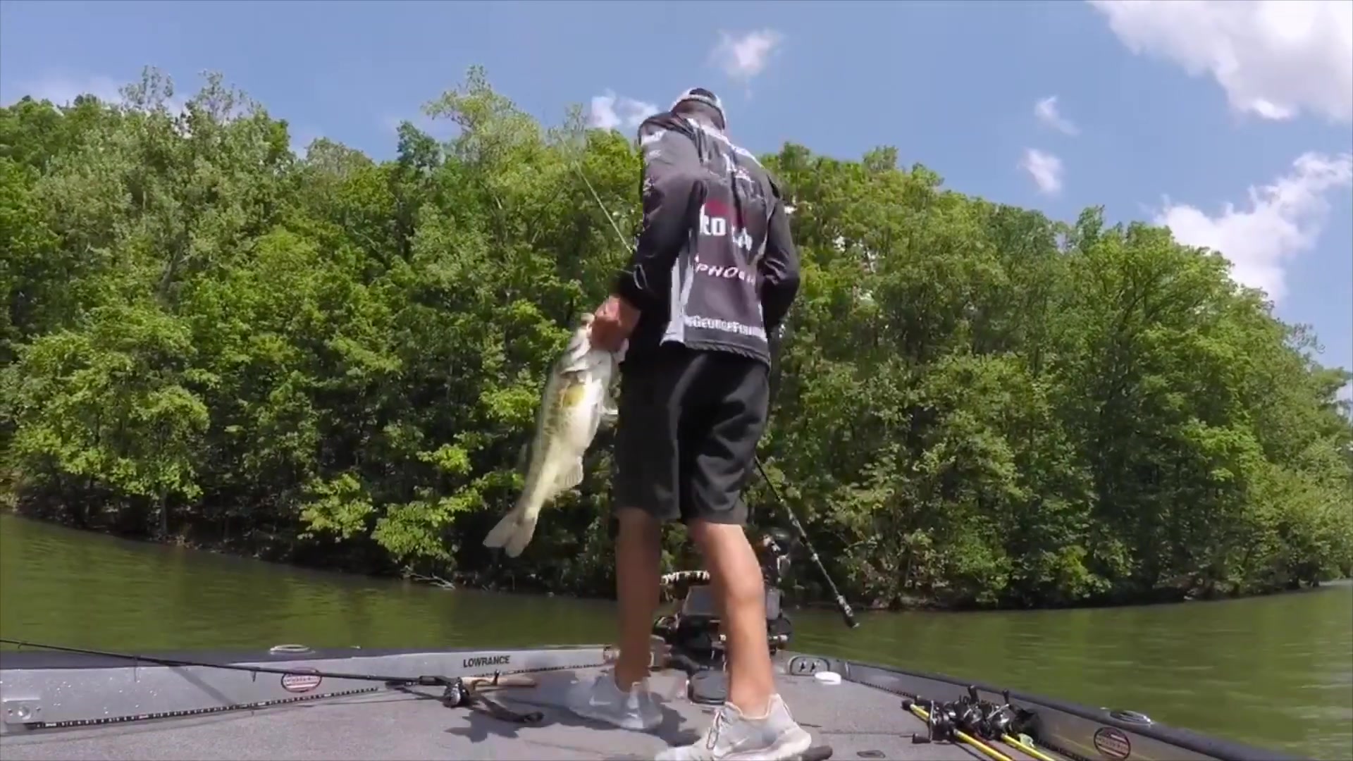 美国钓鱼比赛路亚(美国路亚鲈鱼比赛)