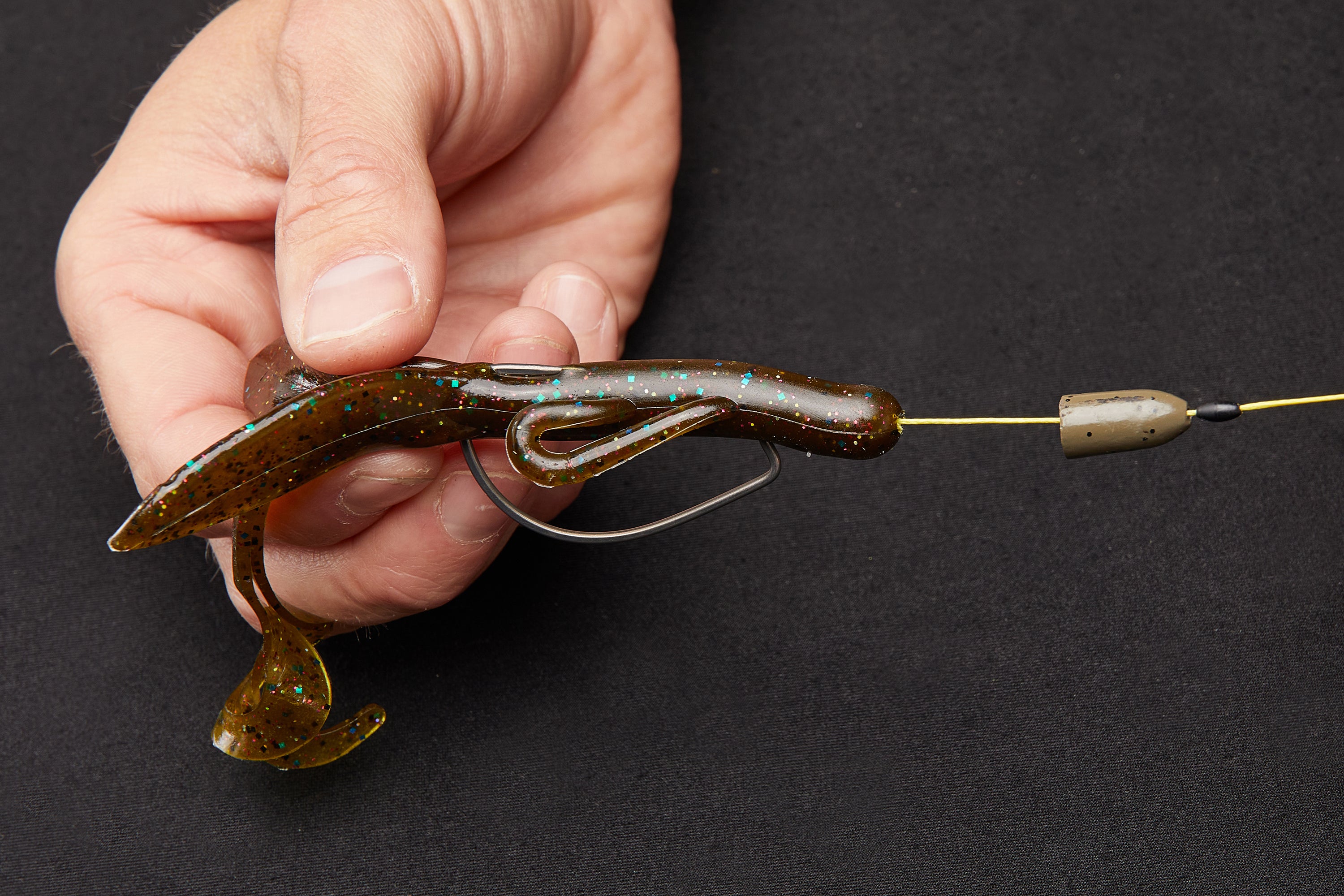 不挂底的路亚(不挂低的路亚饵)