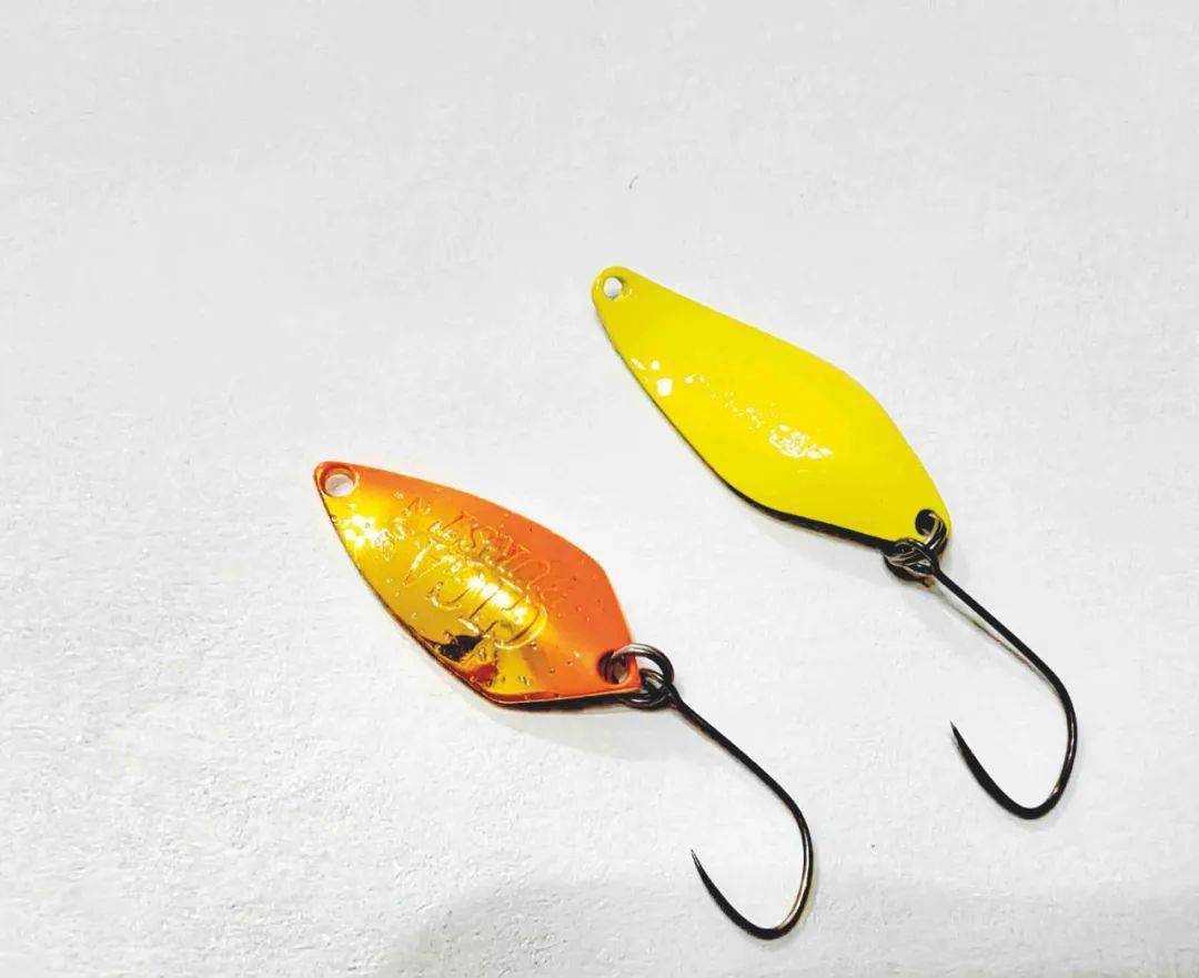 新手路亚亮(新手路亚亮片钓鱼线组图)