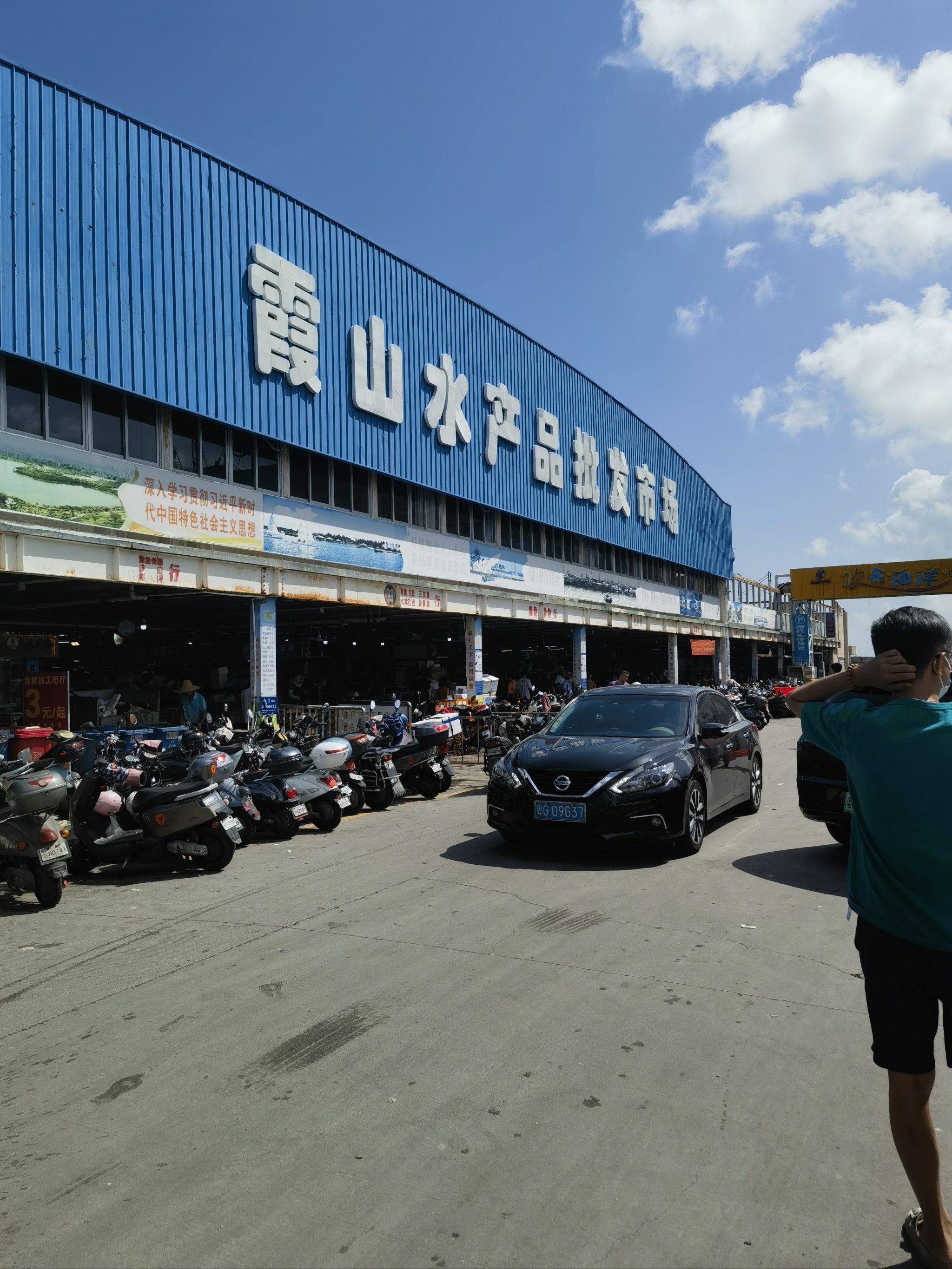 华南城哪卖渔具(华南城渔具批发市场吗)