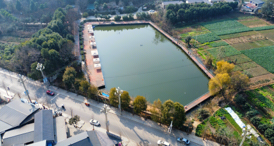 冬季黑坑路亚技巧(冬季黑坑怎么选位置)