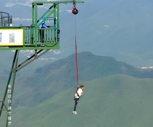 狂人路亚夏令营(国产远投路亚竿推荐) 狂人路亚夏令营(国产远投路亚竿推荐)
