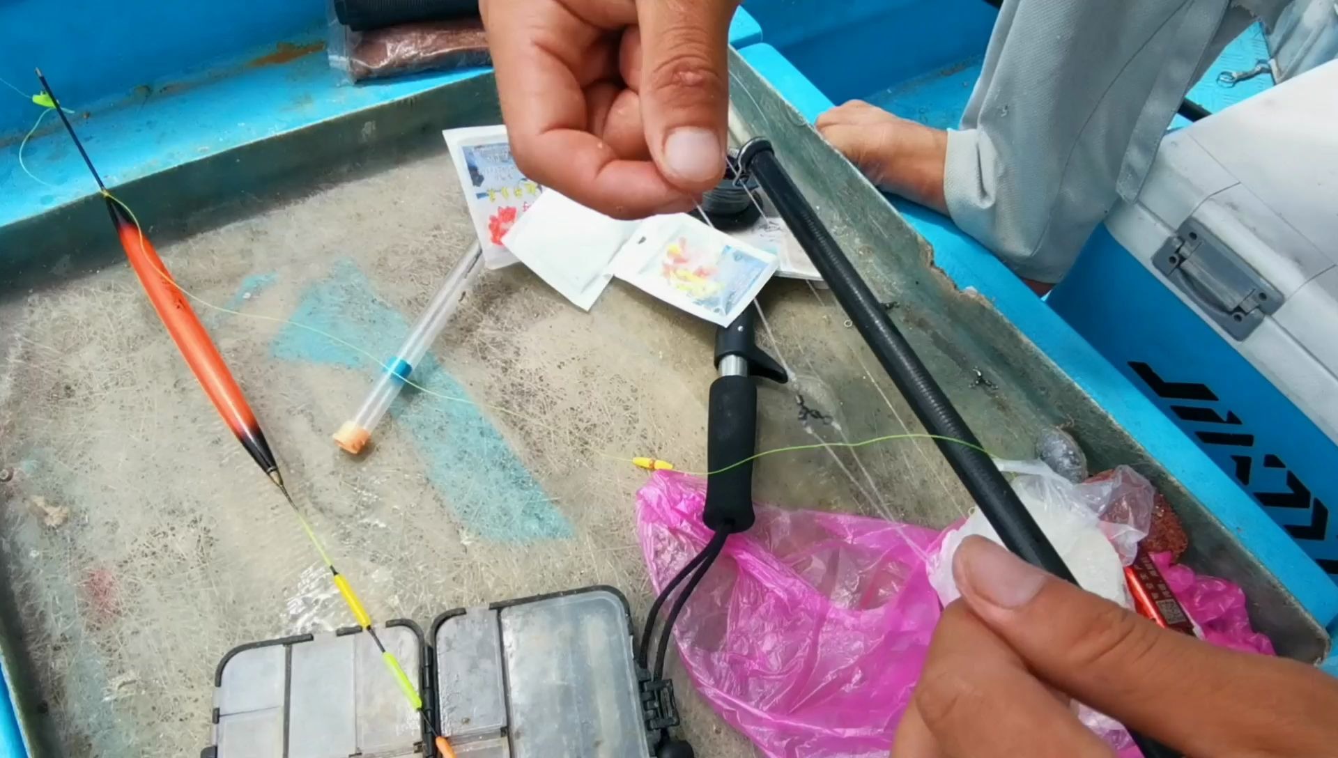 钓阿鱼技巧视频教程(钓阿鱼技巧视频教程全集)